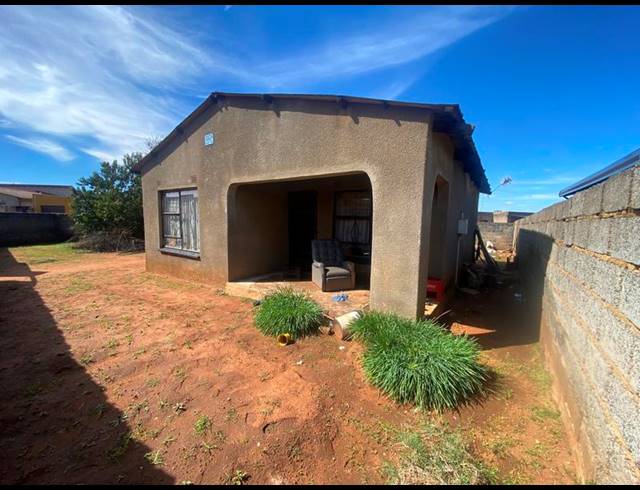 2 BEDROOM HOUSE FOR SALE IN KATLEHONG SOUTH